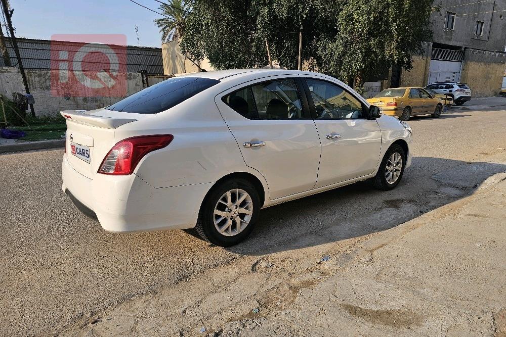 نيسان صني